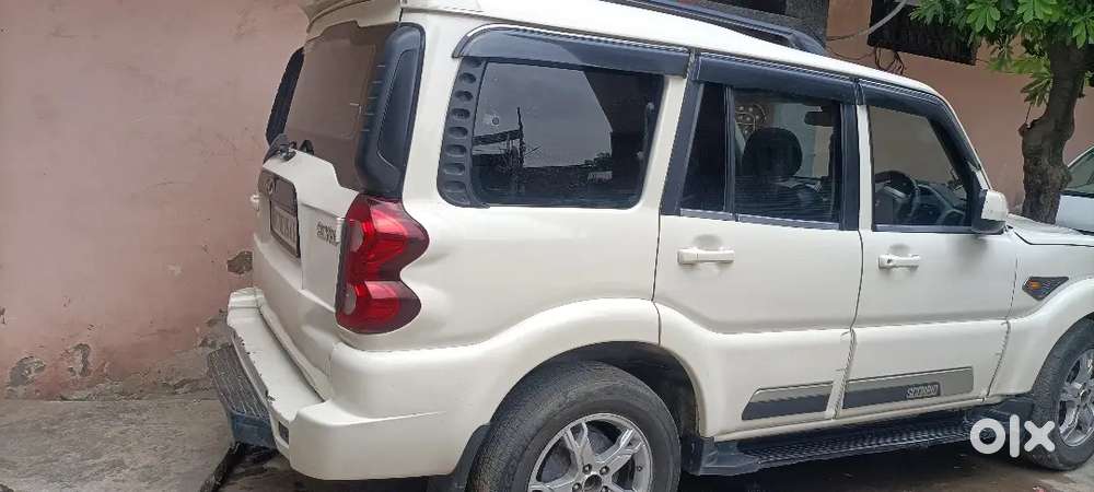 Mahindra Scorpio Classic 2017 Diesel Well Maintained