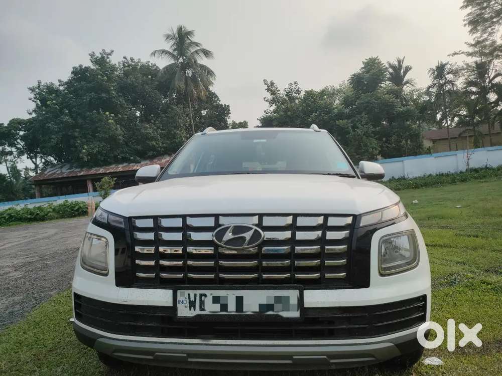 Hyundai Venue Life Time Tax