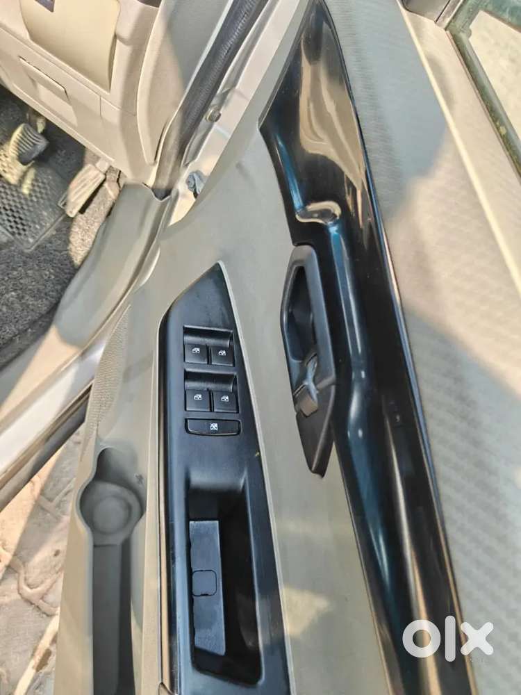 Mahindra Kuv100 Nxt 2016 Diesel 87564 Km Driven