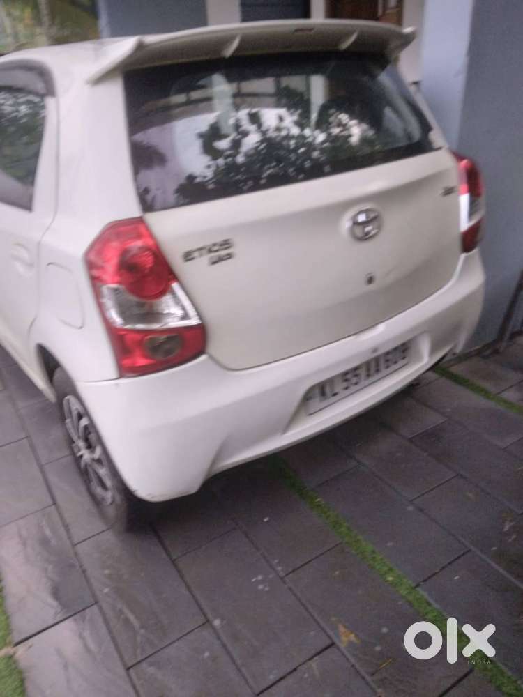 Toyota Etios Liva 2013