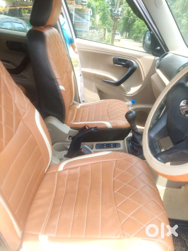 Mahindra Tuv 300 T4 Plus, 2016, Diesel