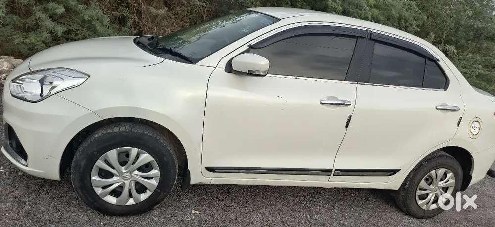 2022 Maruti Dzire Petrol