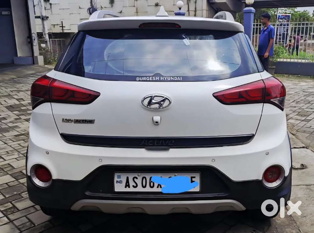 Hyundai I20 Active Petrol,mint Condition,insurance Upto December 2026