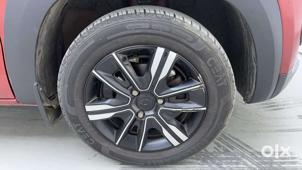 Renault Kwid 1.0 Climber (o) Dual Tone, 2024, Petrol