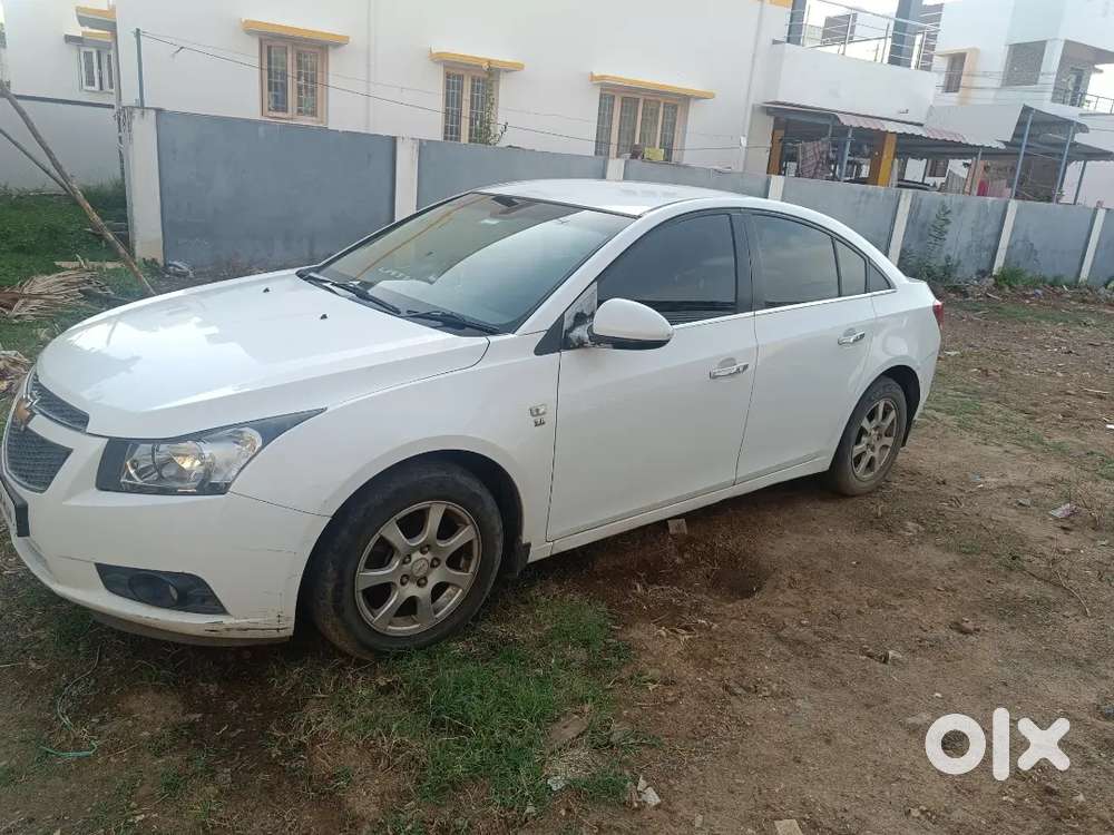 Diesel Rocket.chevrolet Cruze  Diesel Well Maintained. Doctor Used Car