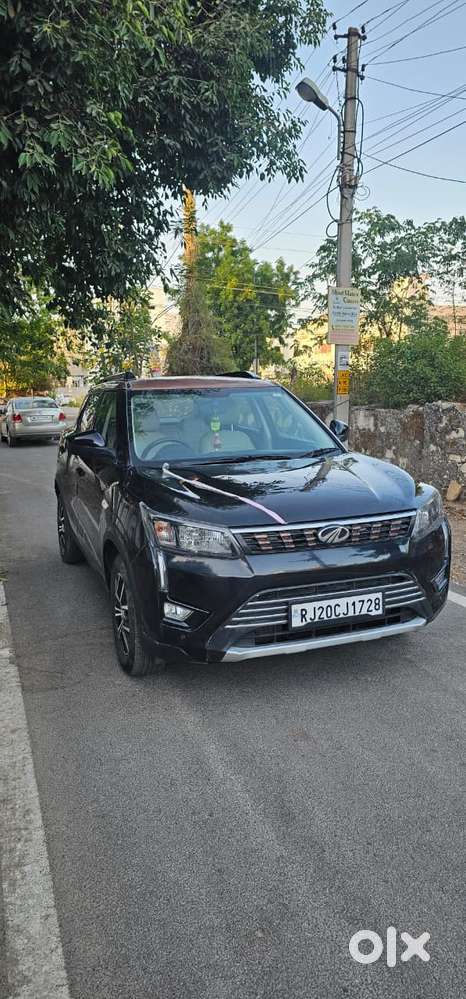 Mahindra Xuv300 Turbosport W4, 2022, Petrol
