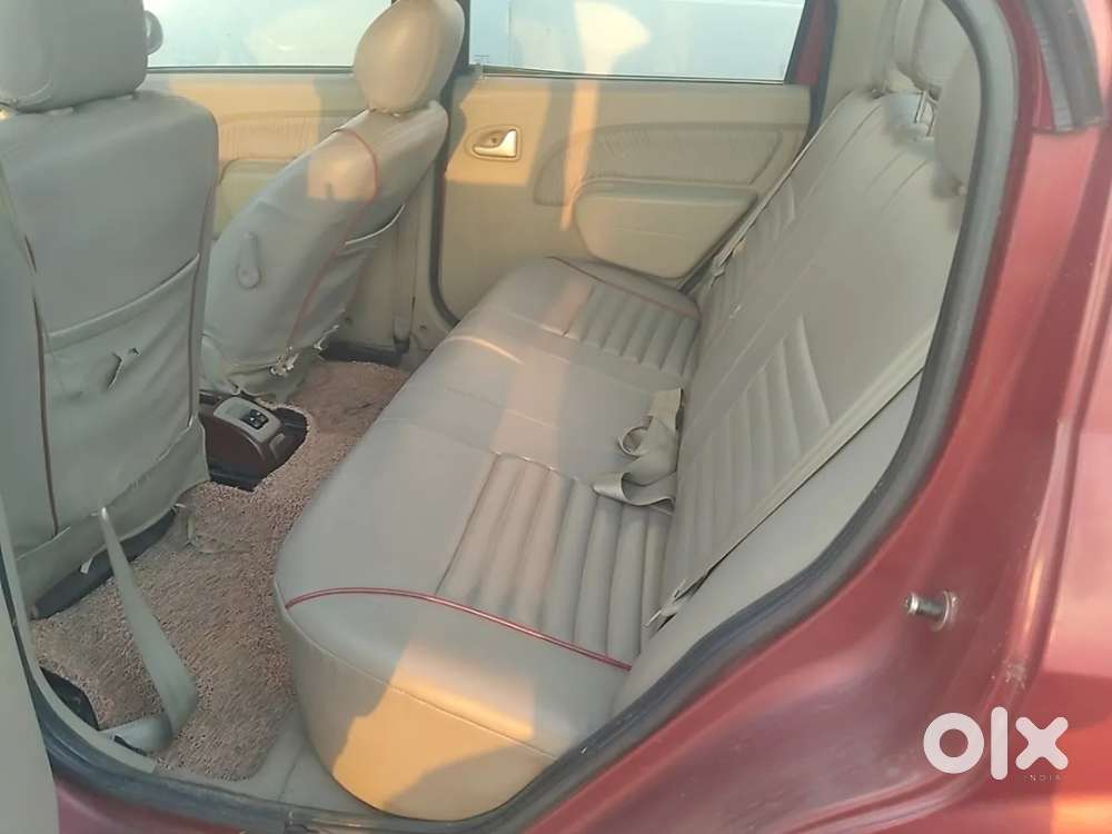 Mahindra Renault Logan, 2007, Petrol