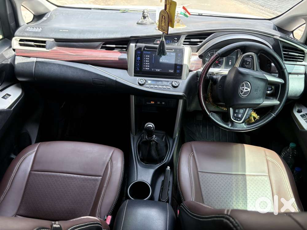 Toyota Innova Crysta 2.4 Vx Mt 8s, 2017, Diesel