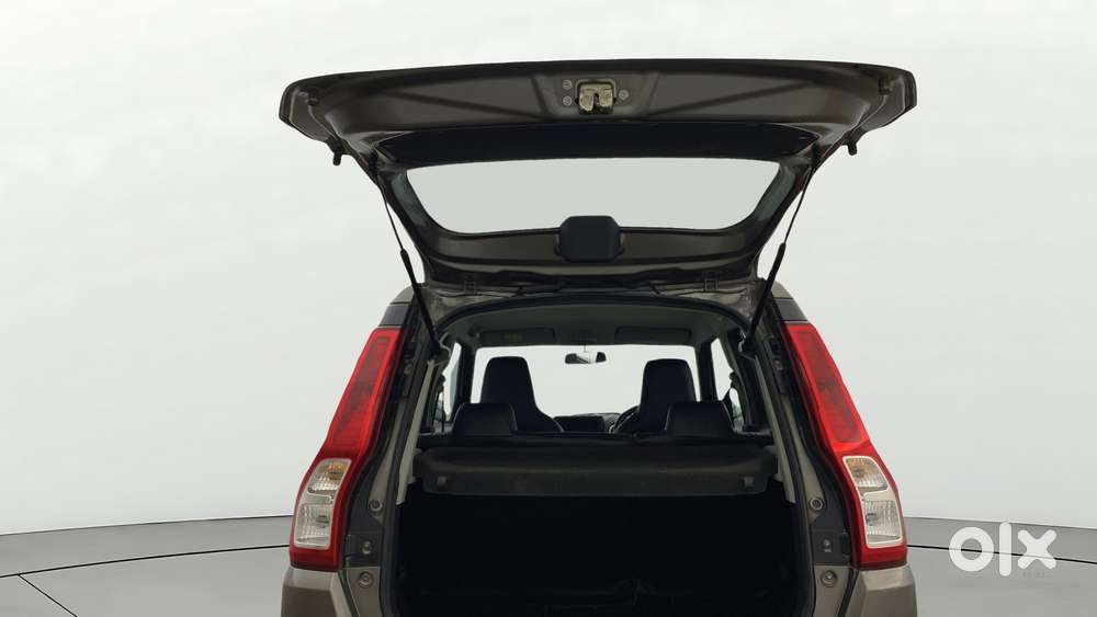 Maruti Suzuki Wagon R Zxi Amt 1.2, 2020, Petrol