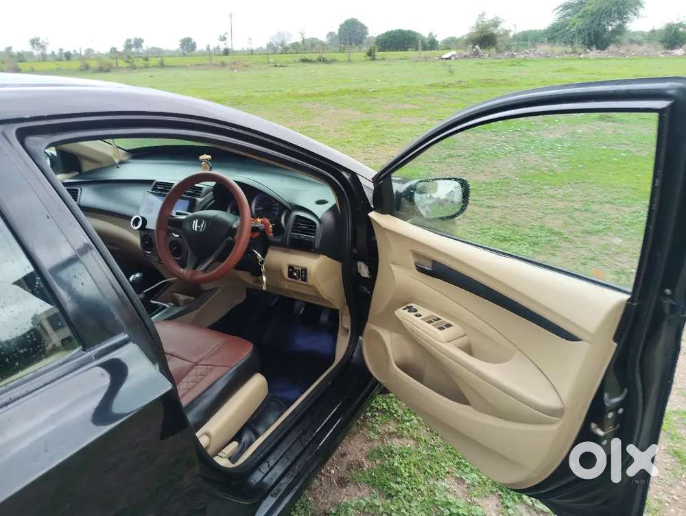 Honda City 1.5 V 2013