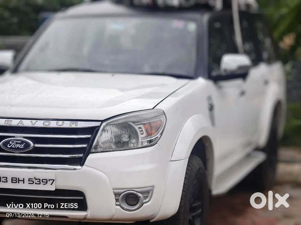Ford Endeavour 2013 Diesel 103800 Km