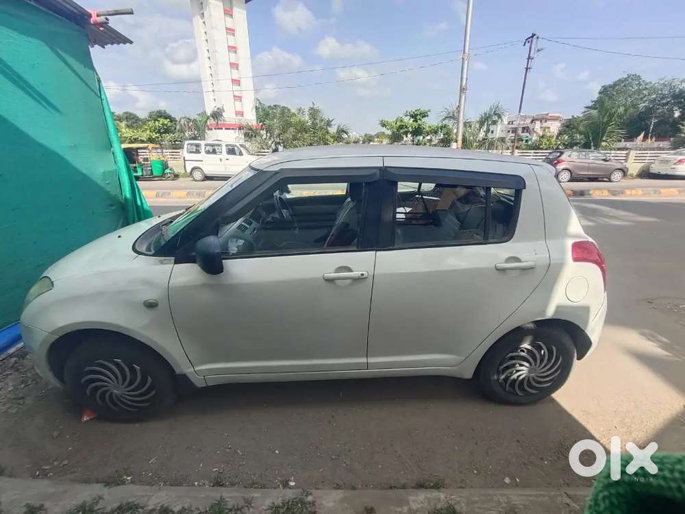 Swift Maruti Vxi 2011