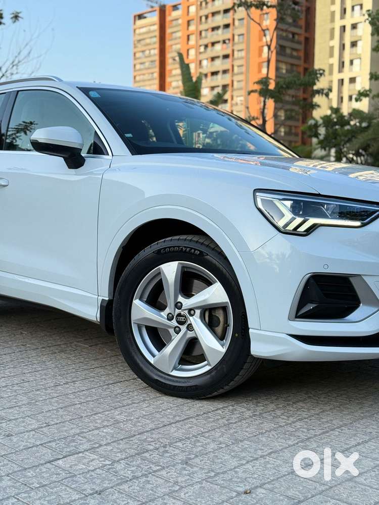 Audi Q3 40 Tfsi Premium Plus, 2023, Petrol