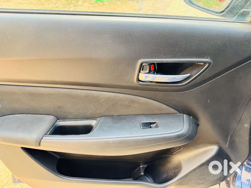 Maruti Suzuki Swift Vvt Vxi, 2021, Petrol