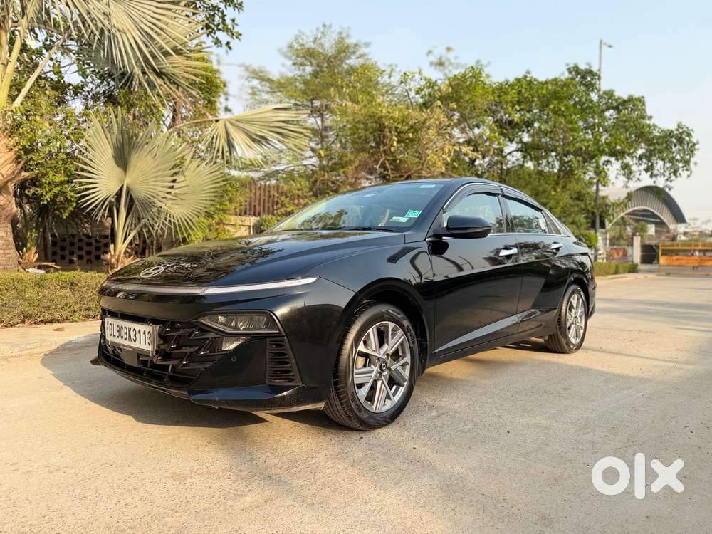 Hyundai Verna 1.5 Sx (o) Vtvt Ivt, 2025, Petrol