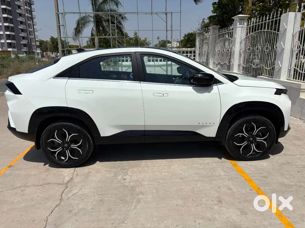 Tata Curvv 2025 Turbo