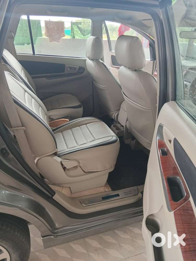 2014 Toyota Innova Diesel Manual 7-seater