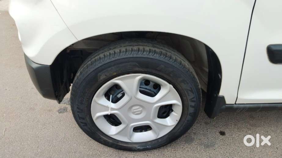 Maruti Suzuki S-presso Vxi At, 2021, Petrol