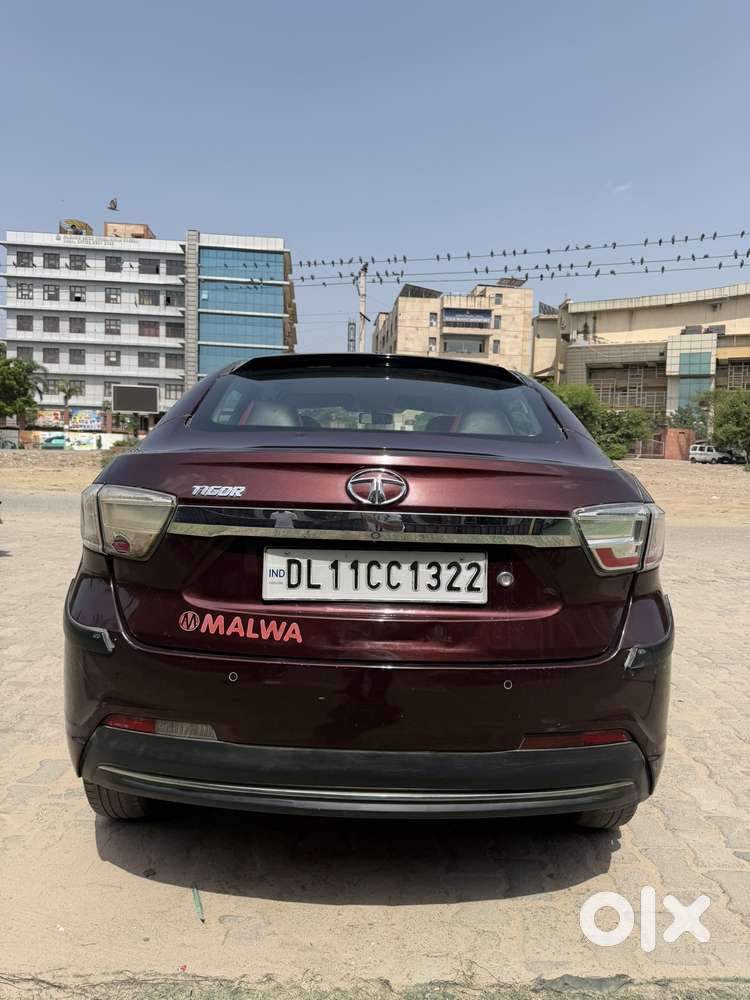 Tata Tigor Xe, 2020, Petrol