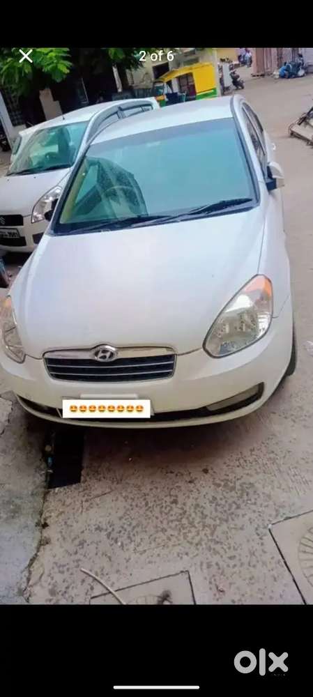 Well Maintain Car Ac Chilled Music System Okay 70% Tire 25 Mileage