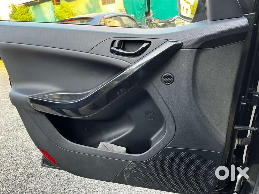 Tata Nexon Dark 2022