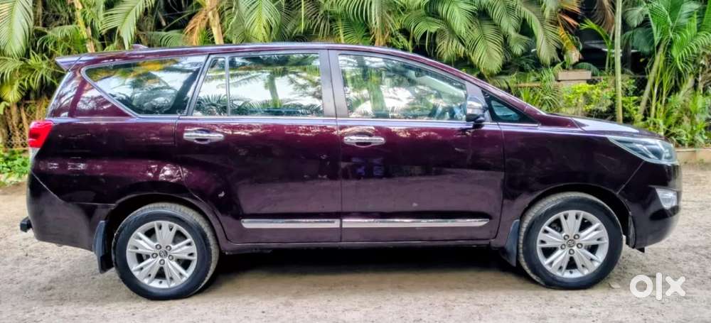 Toyota Innova Crysta 2.8 Zx At 7 Seater, 2016, Diesel