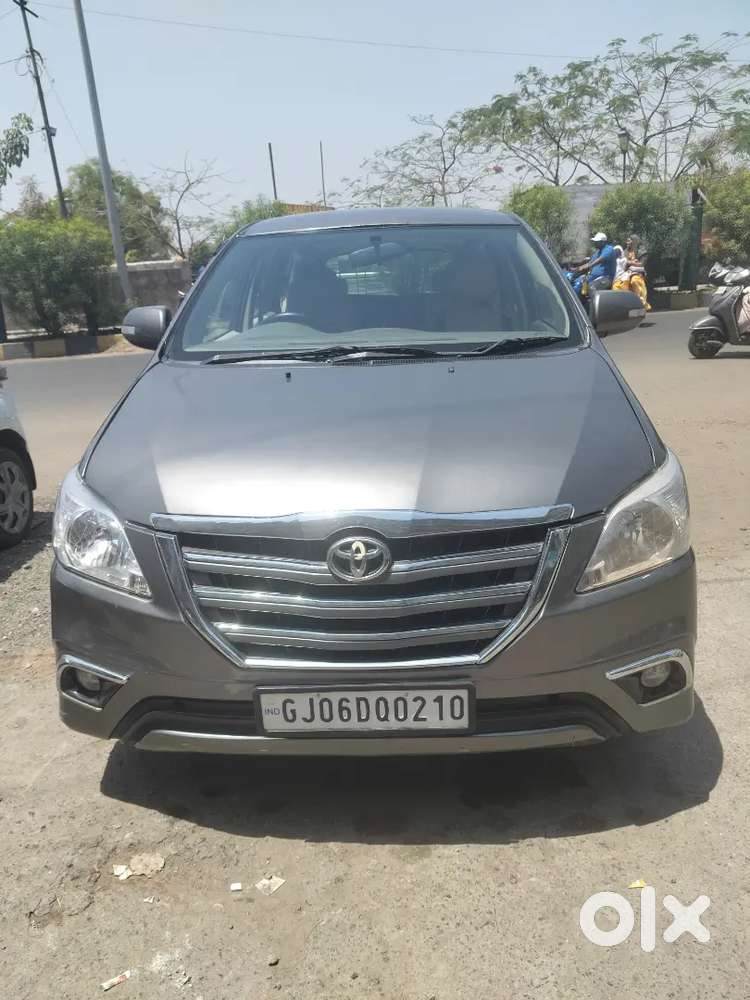 Toyota Innova 2010 Diesel Well Maintained