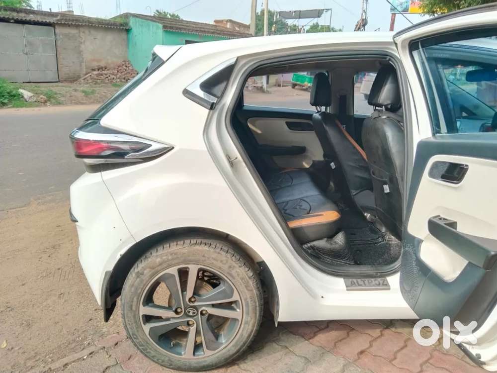 Tata Altroz 1.2 Xt, 2024, Petrol