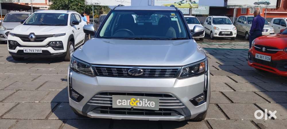 Mahindra Xuv300 Turbosport W8, 2020, Petrol