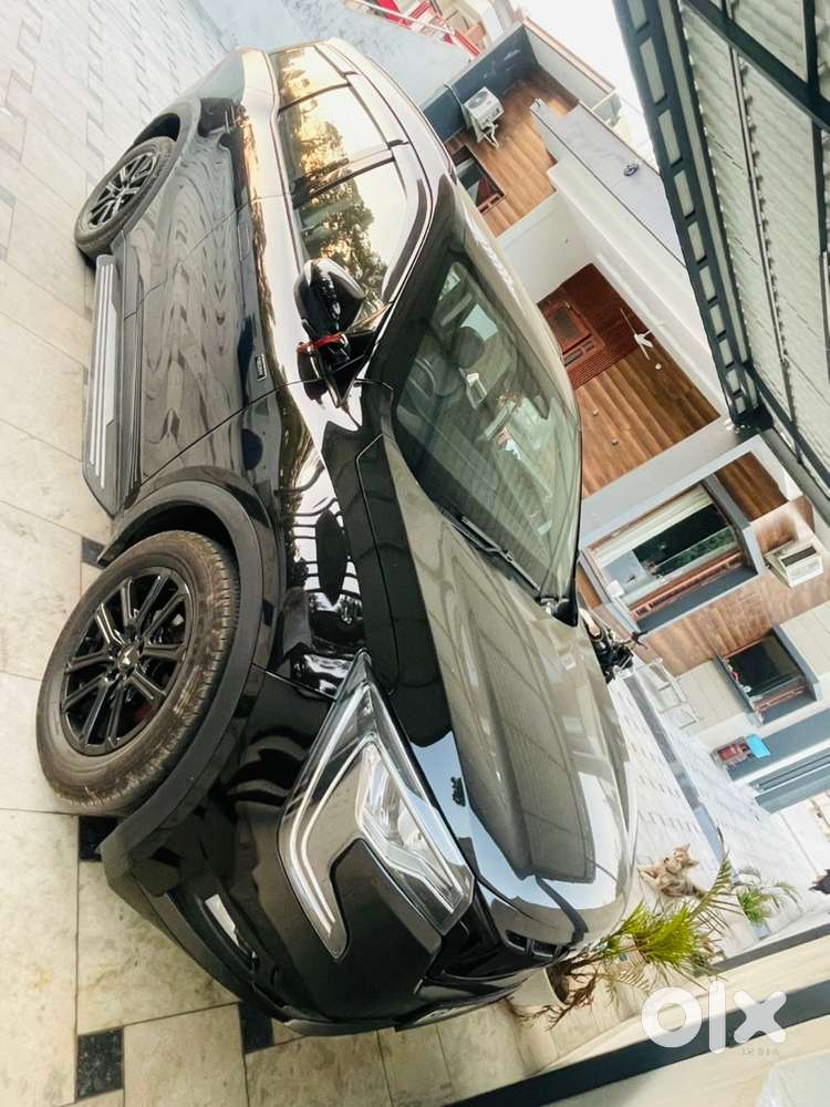 Ebony Edition, All Black, Fully Coating, Company Fitted Footrest & Mat