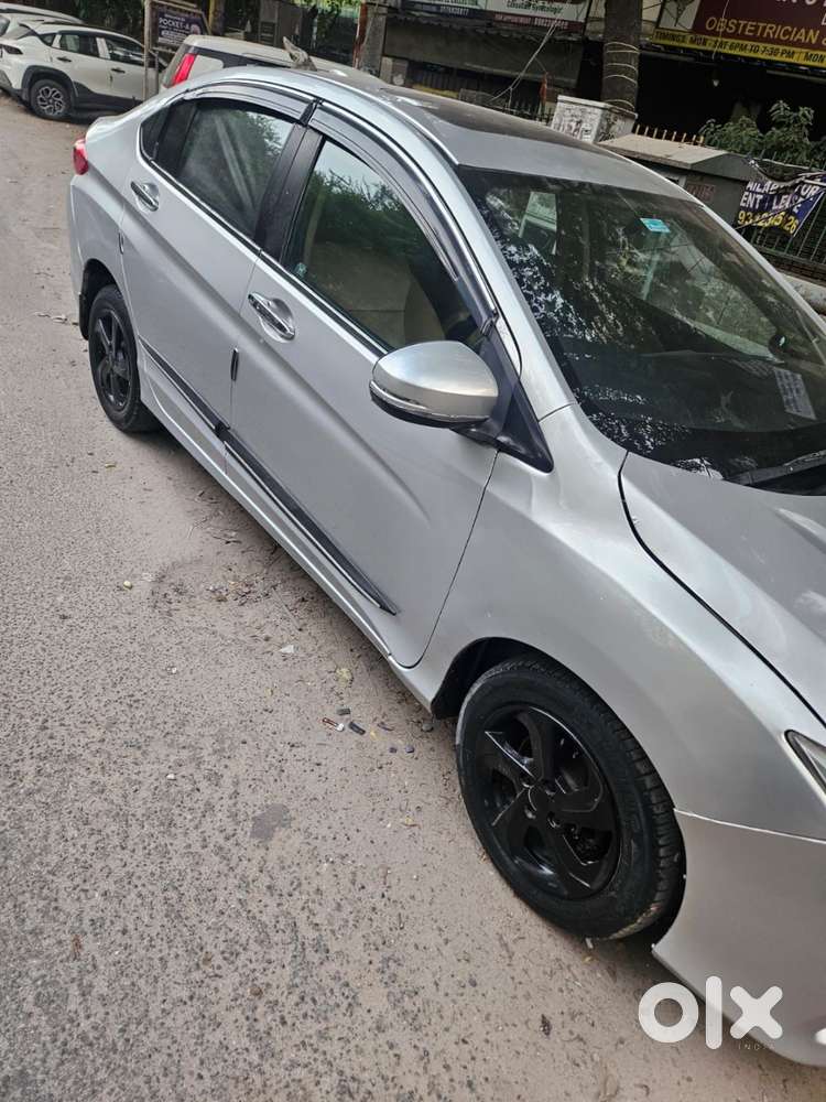 Honda City Sunroof Cng