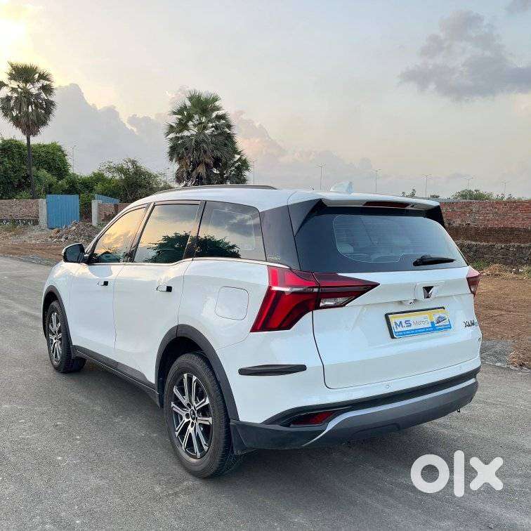 Mahindra Xuv700 2.2 Ax 7 Diesel At Luxury Pack Str, 2025, Diesel
