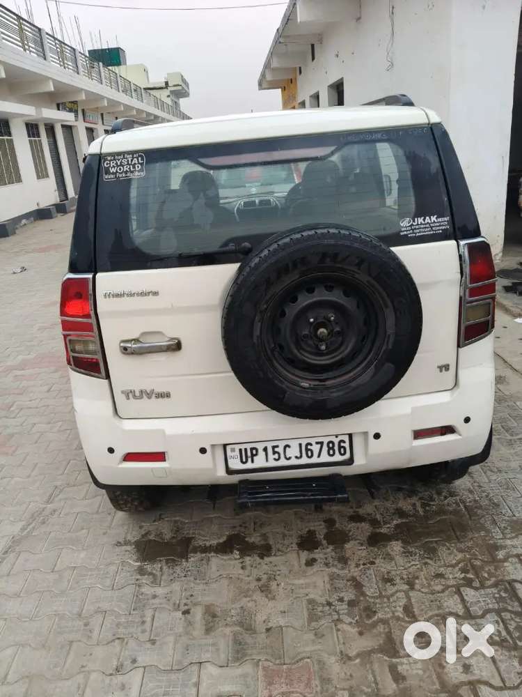 Mahindra Tuv 300 2017