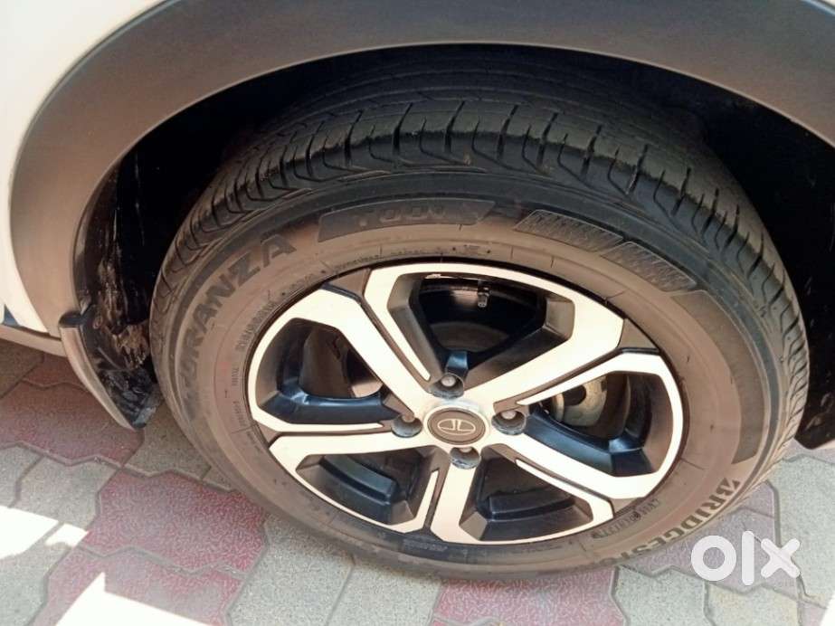 Tata Nexon 1.5 Revotorq Xza Plus S Amt, 2023, Petrol