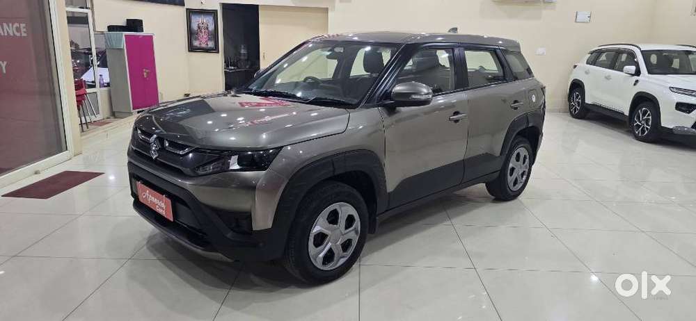 Maruti Suzuki Brezza 1.5 Vxi Smart Hybrid, 2022, Petrol