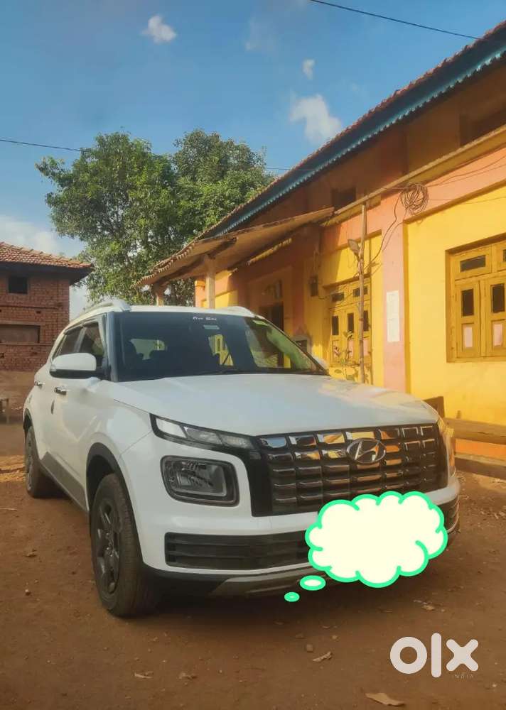 Hyundai Venue 2023 Diesel Well Maintained