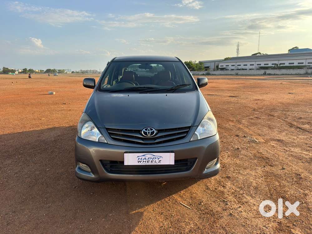 Toyota Innova 2.5 V Diesel
