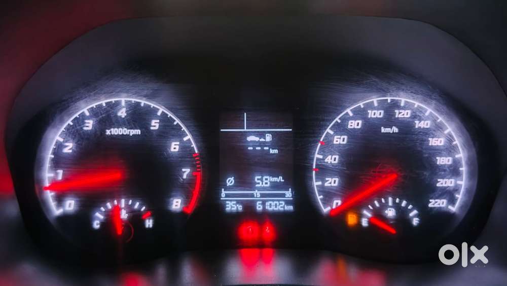 Hyundai Verna 1.5 Mpi Mt Sx (o), 2022, Petrol