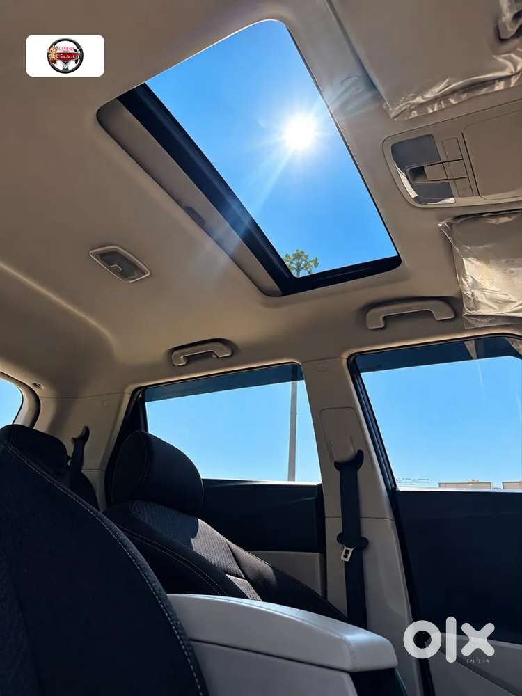 Mahindra Xuv300 W4, 2023, Petrol