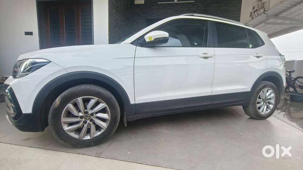 Volkswagen Taigun 1.0 Tsi Highline At, 2024, Petrol