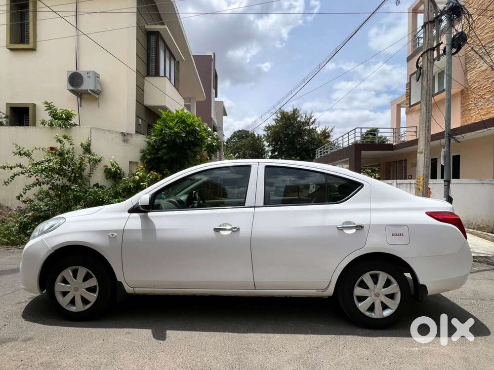 Nissan Sunny, 2012, Diesel
