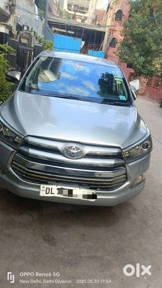 Toyota Innova Crysta 2.4 V, 2016, Diesel