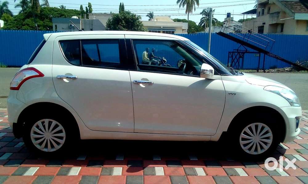 Maruti Suzuki Swift Vxi Optional, 2017, Petrol