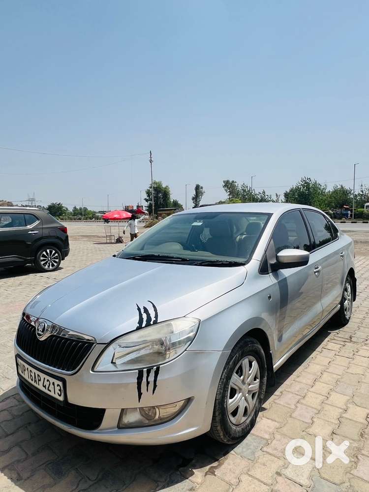 Skoda Rapid Petrol 2013