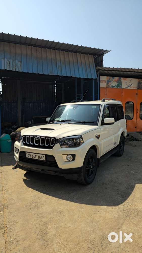 Mahindra Scorpio Classic 2015