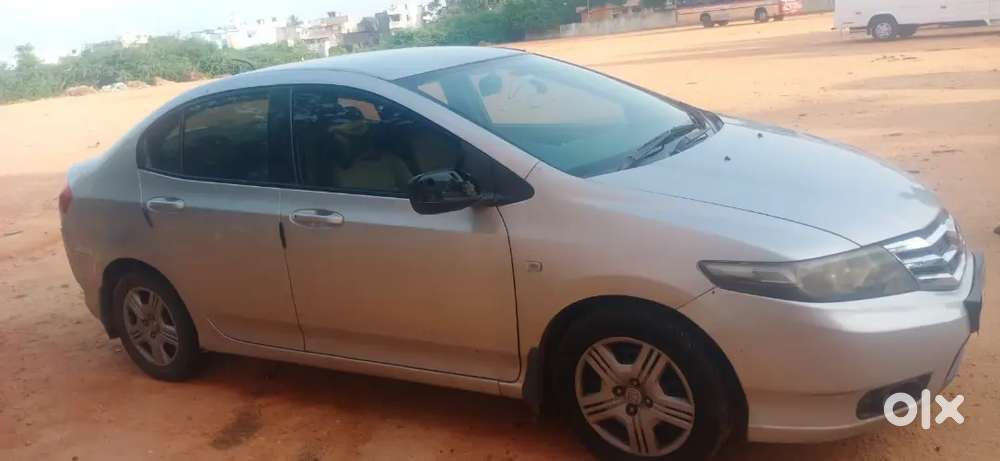 Honda City Petrol Manual 2010 Variant