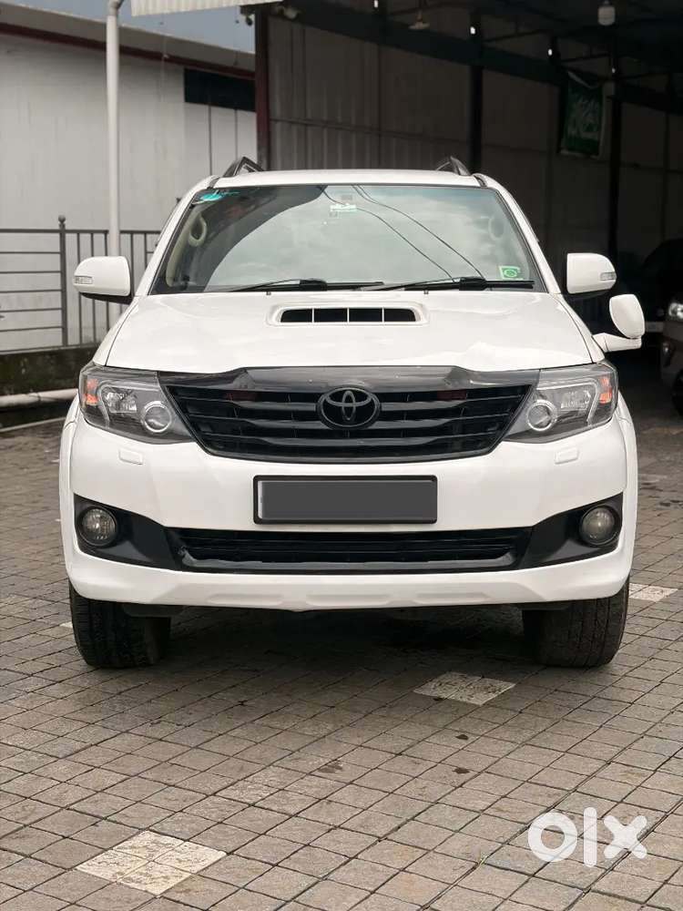 Toyota Fortuner Diesel 2012