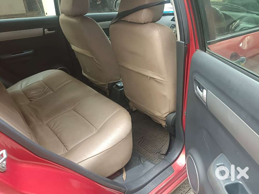 Maruti Suzuki Swift Vxi + Manual, 2011, Petrol
