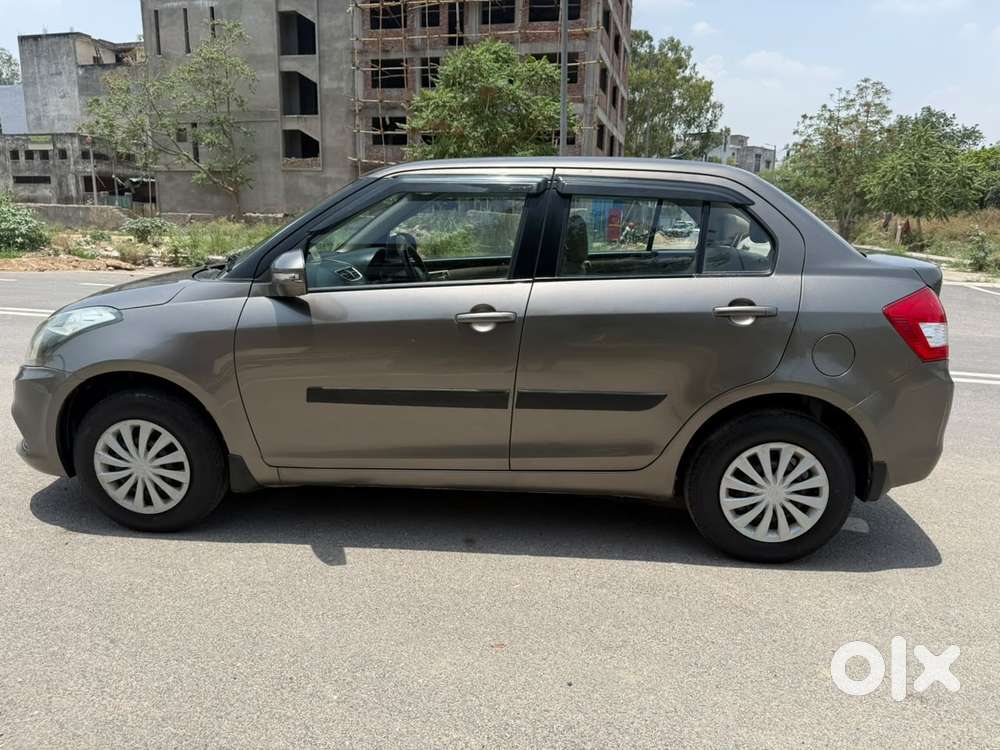 Maruti Suzuki Dzire 1.2 Vxi, 2016