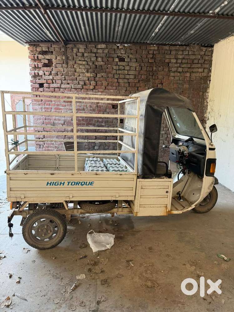 Mahindra E Verito 2024